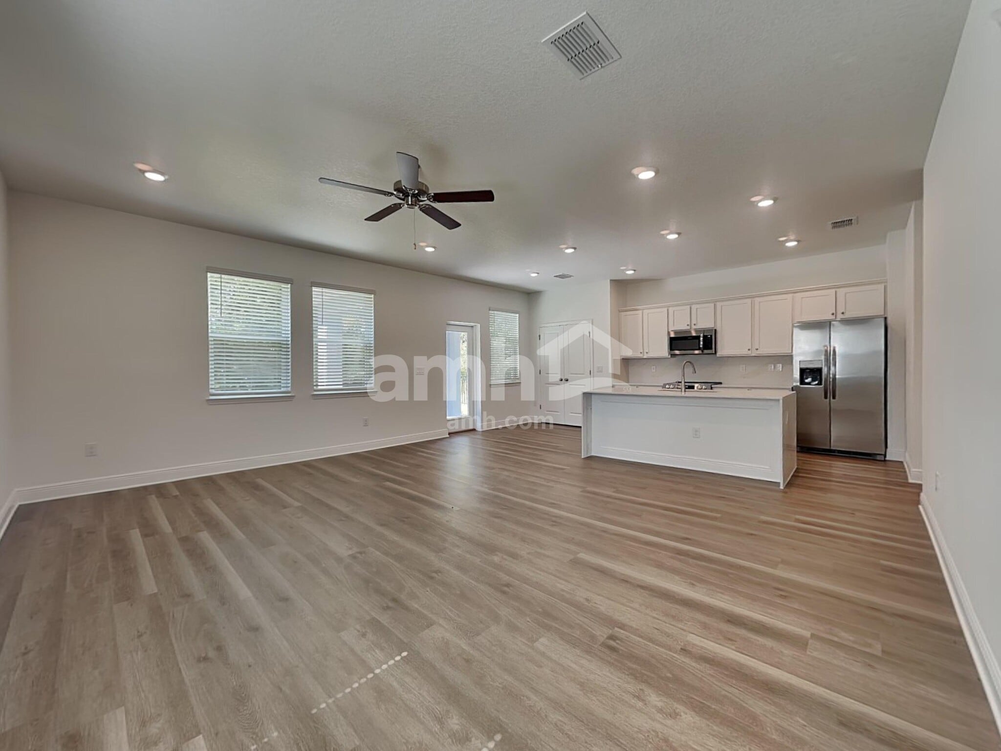 Building Photo - 6649 Atlantic Bch Ave