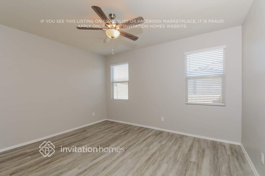 Building Photo - 31040 W Whitton Ave