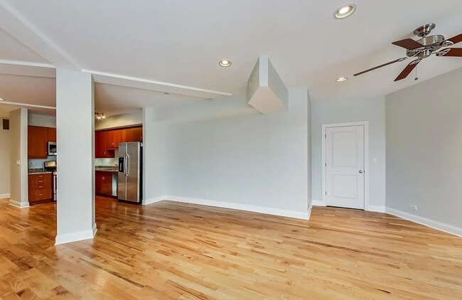 Building Photo - Elegant & Spacious Unit for Rent