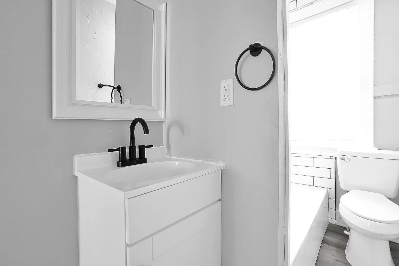 Building Photo - 1336 Sullivant Ave