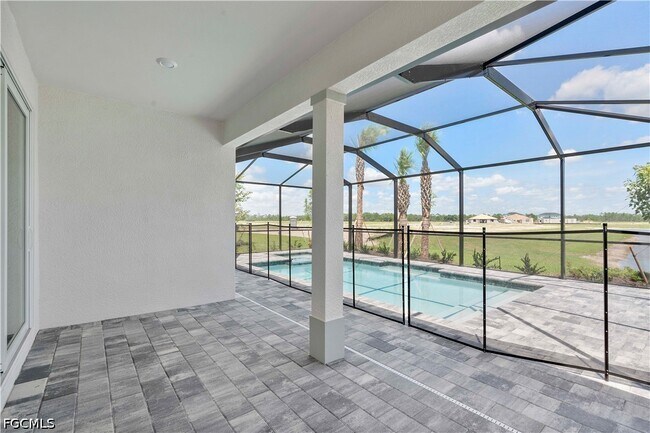 Building Photo - 14735 Bluewater Rd