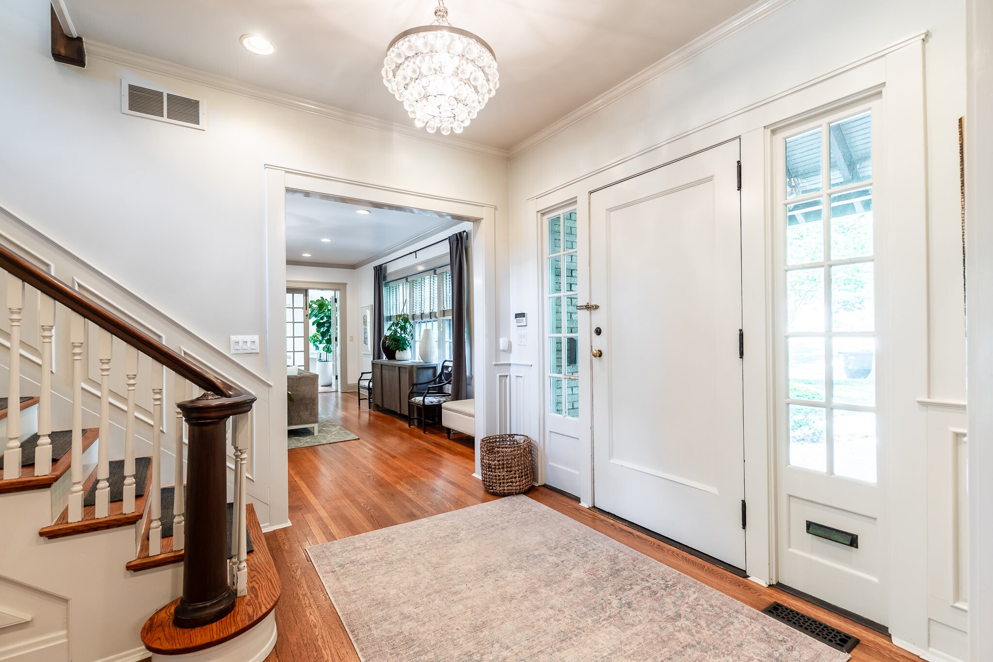 Center entry with great room flow. - 4061 Beechwood Ave