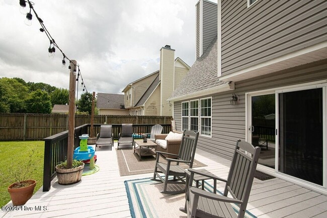 Building Photo - Welcome to Woodlands!