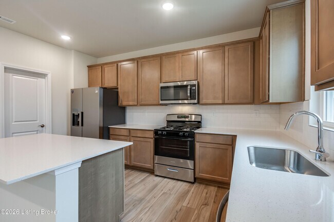 Building Photo - 16956 Aiken Rdg Cir
