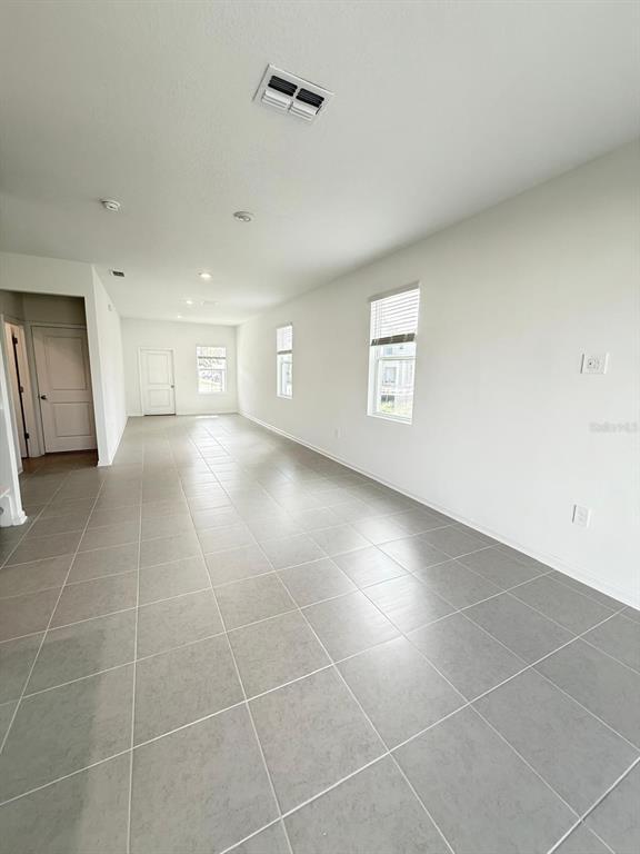 Building Photo - 2747 Skyline Lp