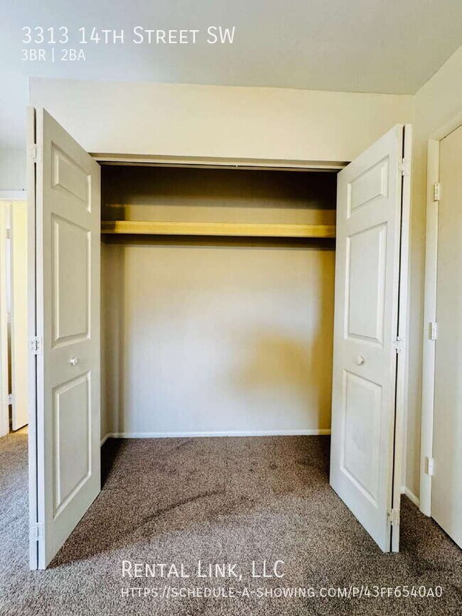 Building Photo - 3313 14th St SW