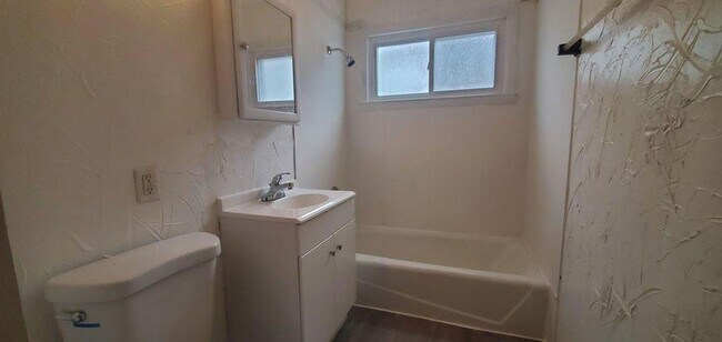 Building Photo - 5165-5167 N 45th St