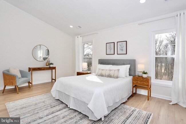 Building Photo - 1515 Templeton Pl