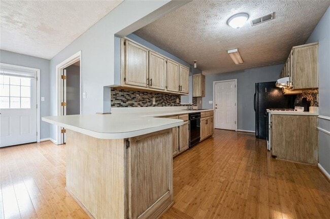 Building Photo - 3635 Darwin Pl