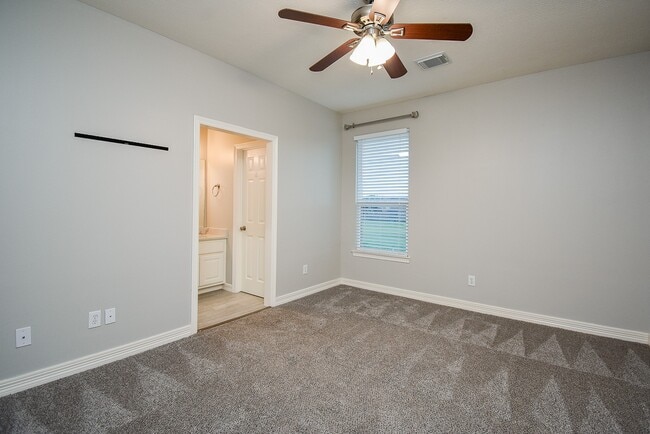 Building Photo - 7902 Silent Forest Dr