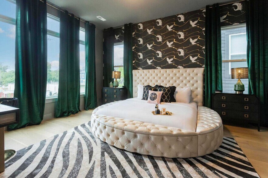 Building Photo - 4021 Indiana Ave