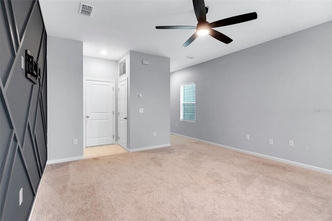 Building Photo - 8716 Sportsman Lp