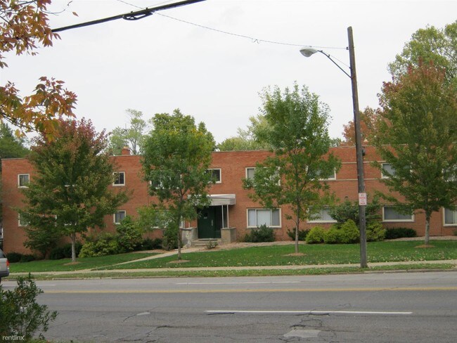 Primary Photo - 2 br, 1 bath Condo - 2461 Noble Road #36