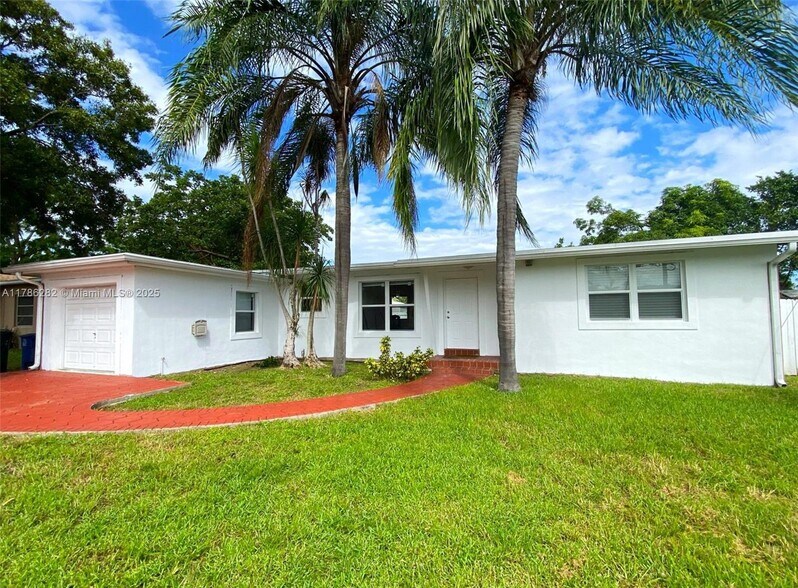 Primary Photo - 622 SW 6th St