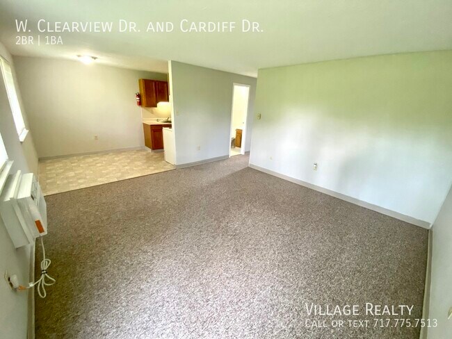 Building Photo - 51 W Clearview Dr