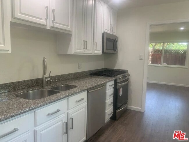 Building Photo - 109 Sierra Dr