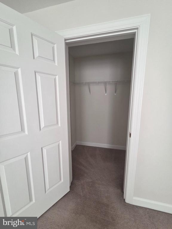 Building Photo - 8183 Skelton Cir