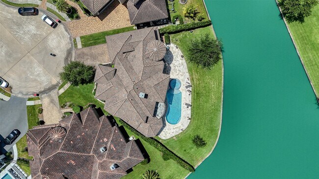 Building Photo - 5623 Waters Landing Ln