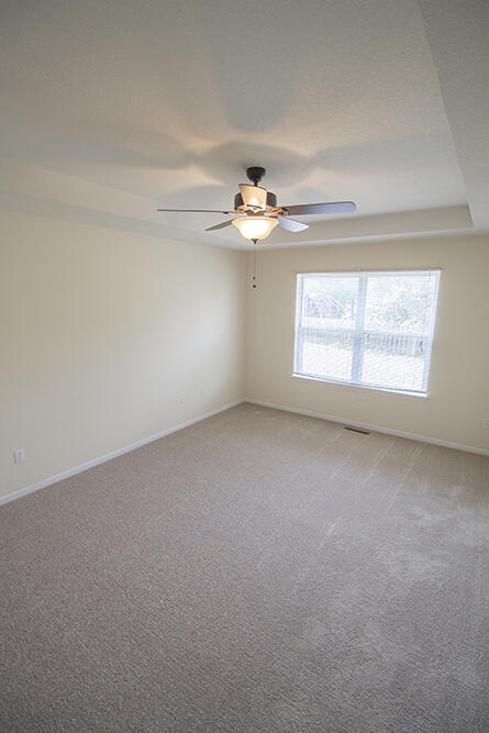 Building Photo - 4708 Manhasset Dr