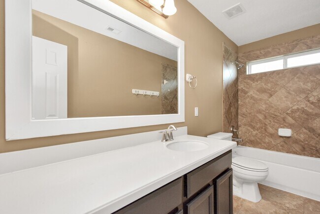 Building Photo - 3505 Barrington Ct