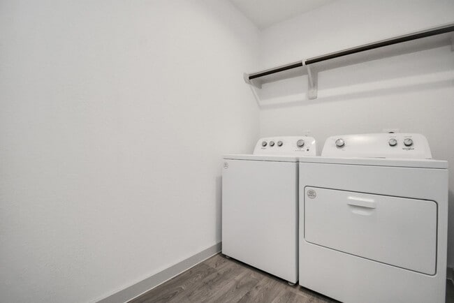 Building Photo - 7803 Golden Rubia Ln