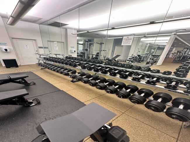 Building Photo - 10275 Collins Ave