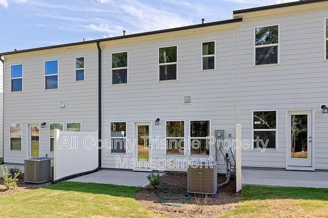 Building Photo - 3105 Vitner Dr