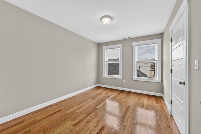 Building Photo - 42 Almont St