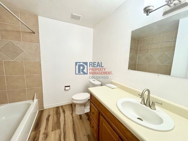 Building Photo - 5300 Cherry Creek S Dr