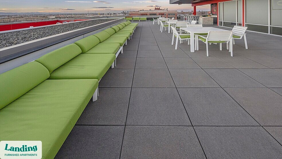 Building Photo - 1000 S Broadway