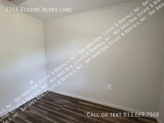 Building Photo - 6316 Eugene Acres Ln