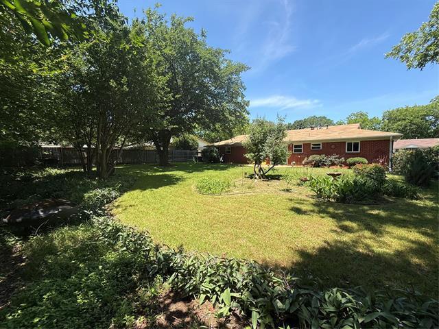 Building Photo - 6728 Karen Dr