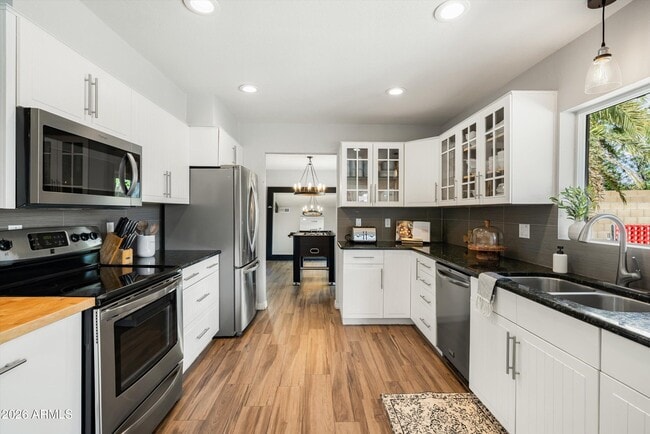 Building Photo - 12219 N 59th St
