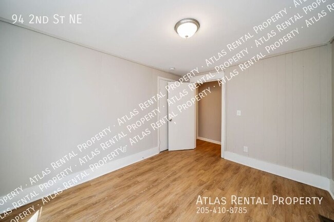 Building Photo - 94 2nd St NE