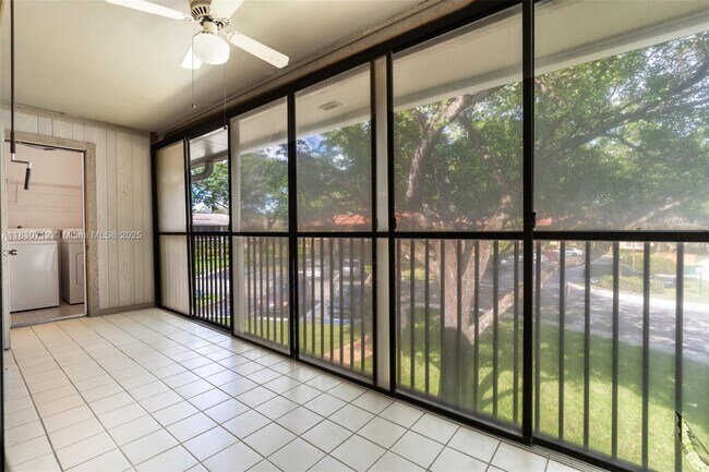 Building Photo - 10869 W Clairmont Cir