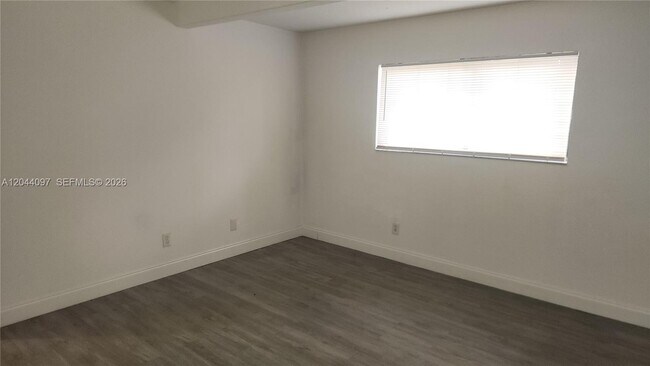 Building Photo - 1045 S Flagler Ave