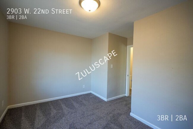 Building Photo - 2903 W 22nd St