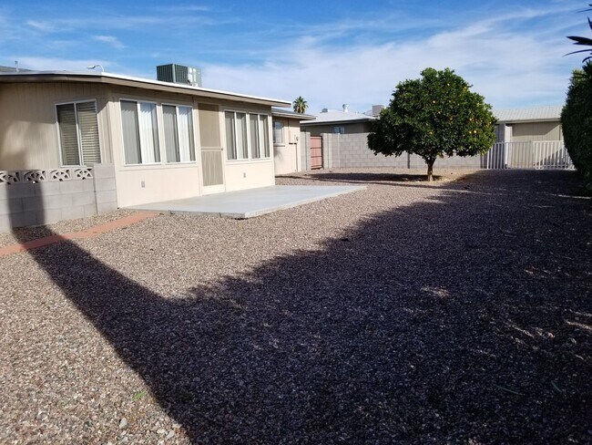 Building Photo - BEAUTIFUL 2 BEDROOM IN DREAMLAND VILLAS 55...