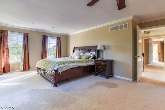 Building Photo - 5 Hidden Valley Way