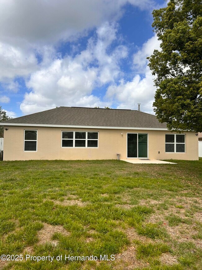 Building Photo - 10405 Lafoy Rd