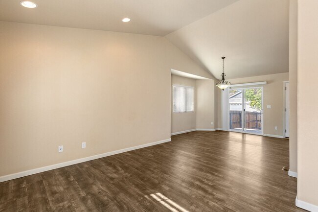 Building Photo - 2235 Sopris Cir