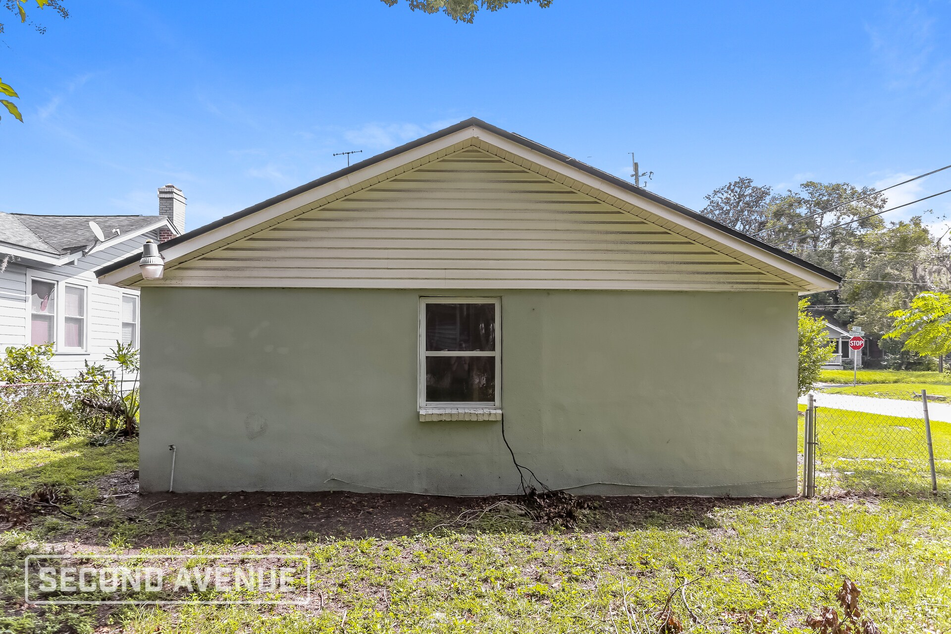 Building Photo - 7048 Alpine St