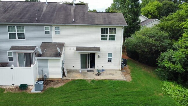 Building Photo - 10131 Ballyclare Ct