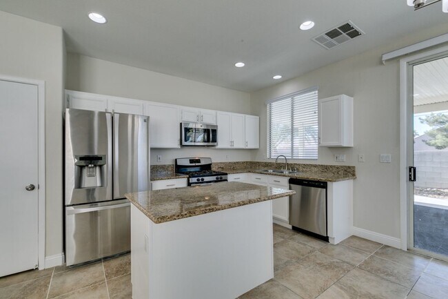 Building Photo - Charming 3-Bedroom Single-Story Home in North Las Vegas!