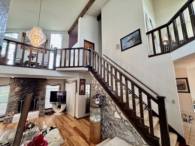 Building Photo - 2825 Tealwood Dr