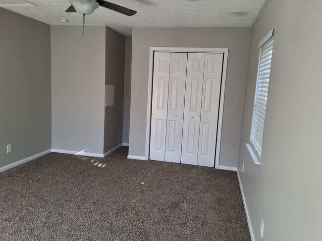 Building Photo - Strawberry Plains, 37871 - 3 bedroom, 2 ba...