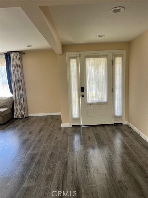 Building Photo - 71 W Arthur Ave