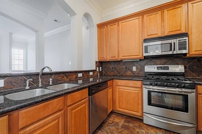 Building Photo - 7155 Windwater Lagoon Dr