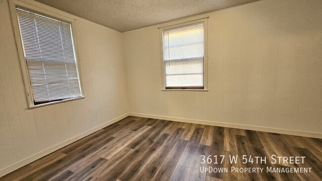 Building Photo - 3617 W 54th St
