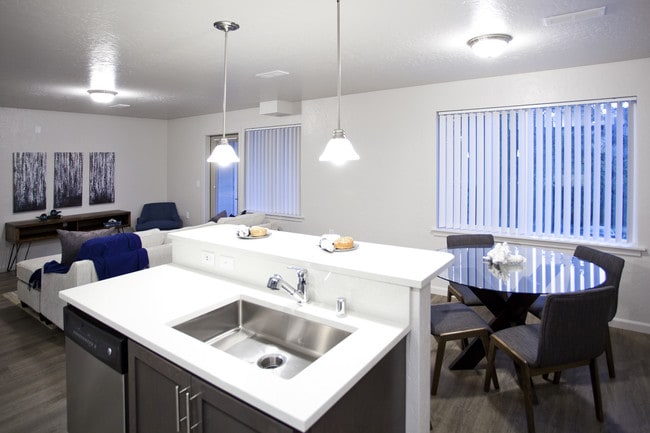 Building Photo - Riverview Lofts